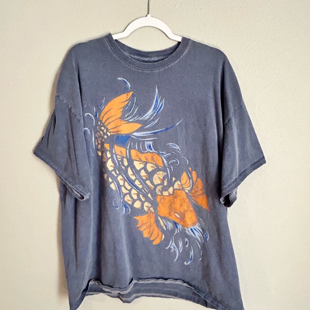 Urban outfitters Koi, fish T-shirt, L/XL